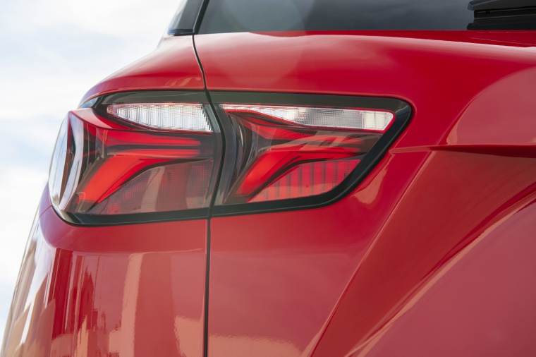 2020 Chevrolet Blazer RS AWD Tail Light Picture / Pic / Image